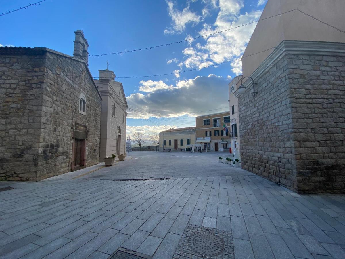 La Casetta Di Nonna Antona Villa Berchidda Dış mekan fotoğraf